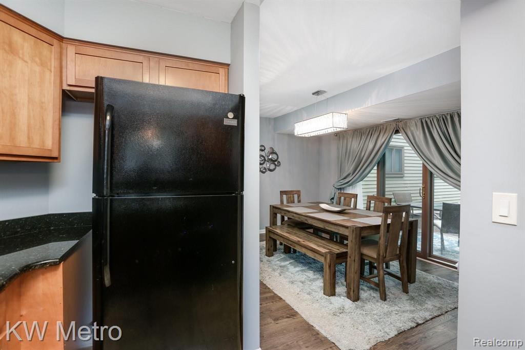 1578 Streamwood Court Rochester Hills, MI 48307 - Photo 10 of 19