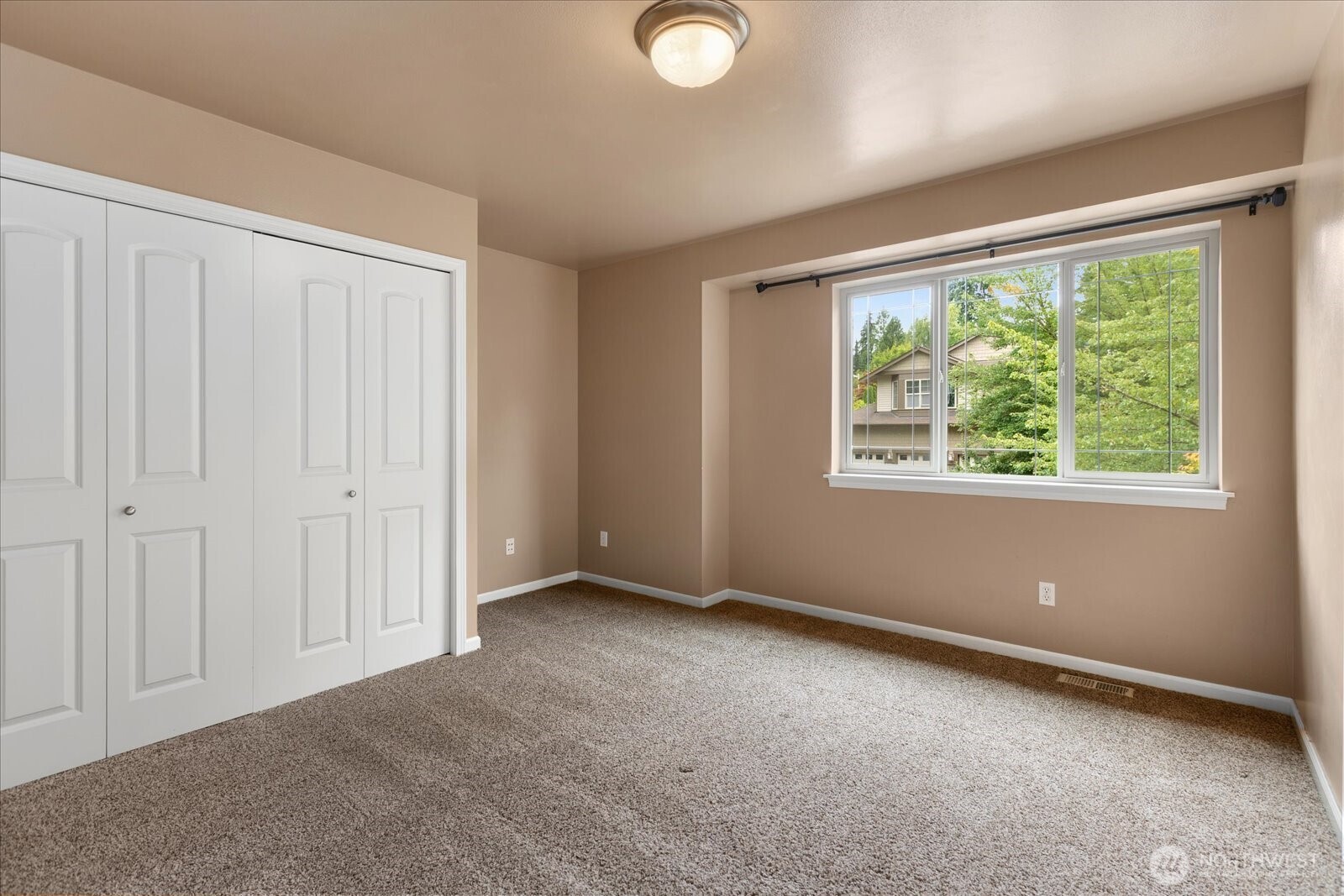 22303 1st Drive Southeast Bothell, WA 98021 - Photo 31 of 40