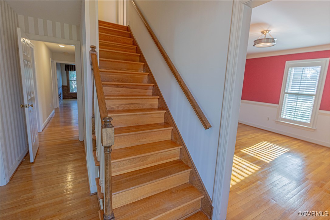 8608 Grand Summit Road North Chesterfield, VA 23235 - Photo 11 of 50 Beautiful staircase in foyer of the home. Formal D
