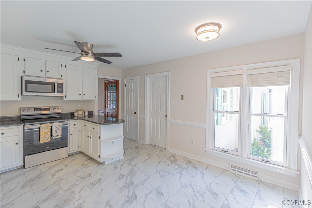 8608 Grand Summit Road North Chesterfield, VA 23235 - Photo 28 of 50 Beautifully Renovated Kitchen with Painted cabinet