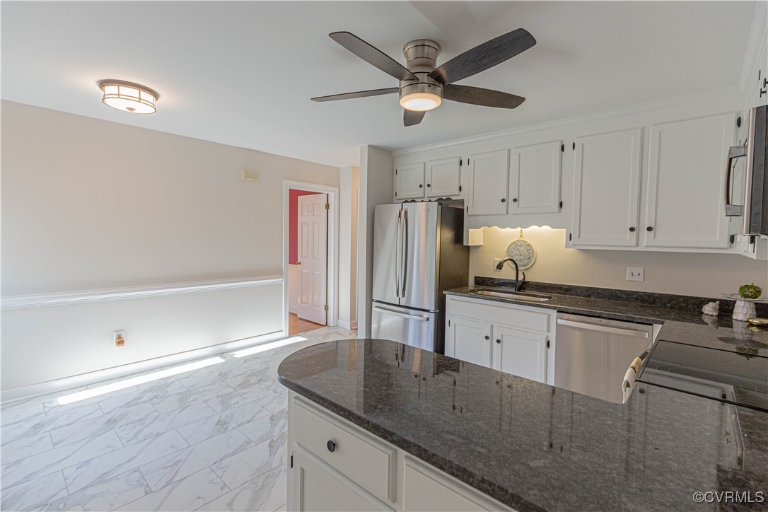8608 Grand Summit Road North Chesterfield, VA 23235 - Photo 30 of 50 Another View of Kitchen.