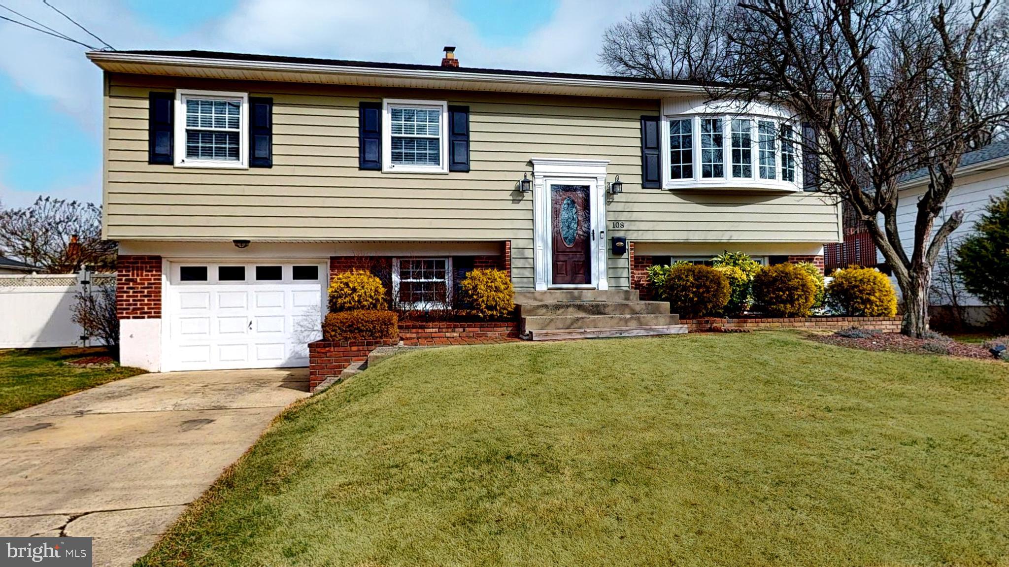 108 Chatham Road Mount Laurel, NJ 08054 - Photo 3 of 76 Gallery Image 3