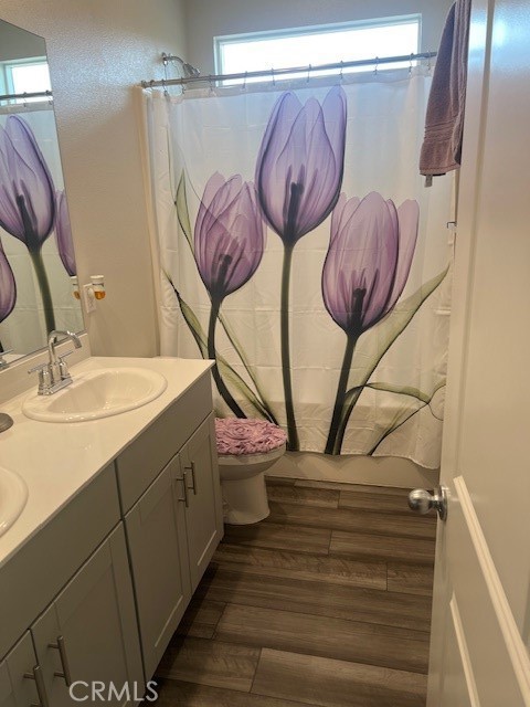 29901 Bridlegate Way Menifee, CA 92584 - Photo 25 of 43 a bathroom with a sink and a mirror