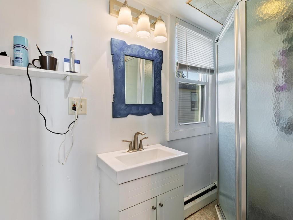 34 Hooper Road Dedham, MA 02026 - Photo 11 of 26 Gallery Image 11