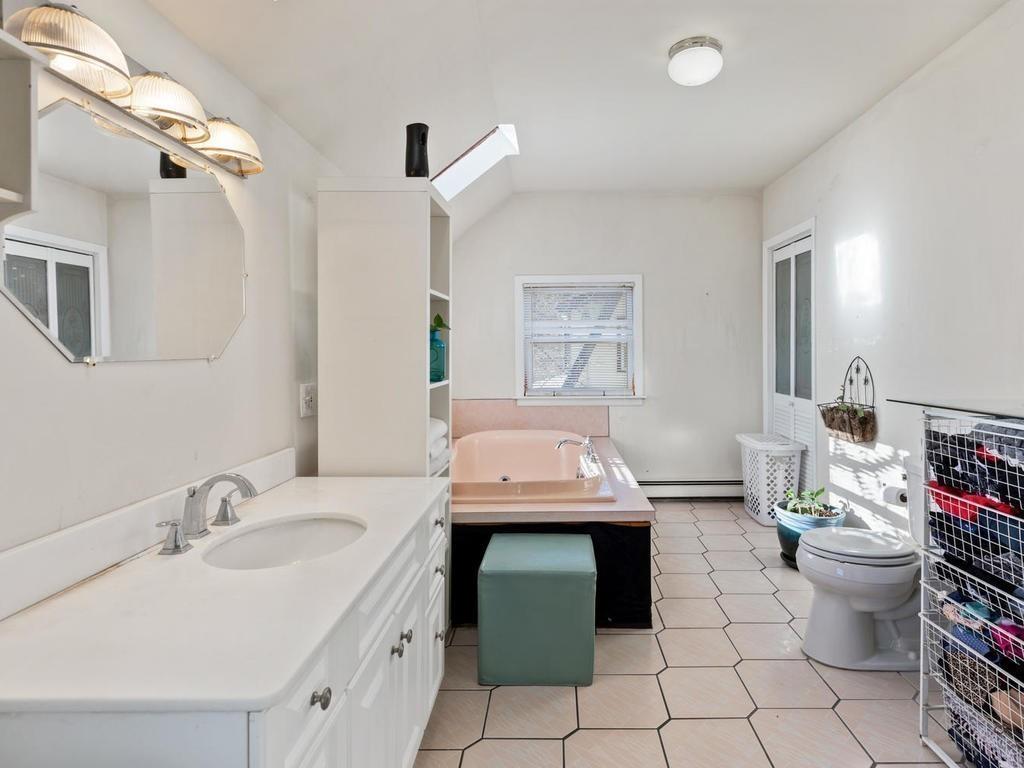 34 Hooper Road Dedham, MA 02026 - Photo 13 of 26 Gallery Image 13