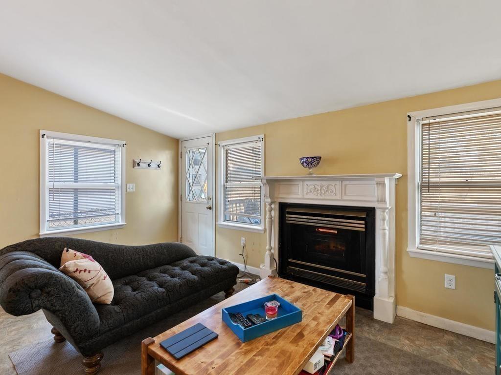 34 Hooper Road Dedham, MA 02026 - Photo 5 of 26 Gallery Image 5