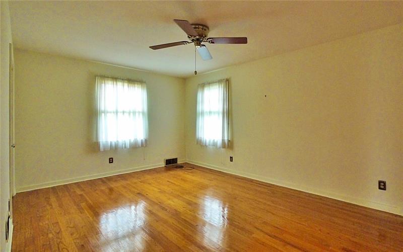 1115 Powers Run Road Pittsburgh, PA 15238 - Photo 13 of 22 Gallery Image 13