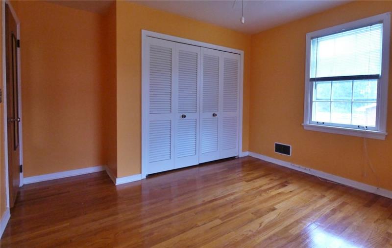 1115 Powers Run Road Pittsburgh, PA 15238 - Photo 17 of 22 Gallery Image 17