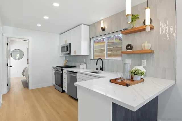 $799,000 | 3621 Collier Avenue, San Diego, CA 92116