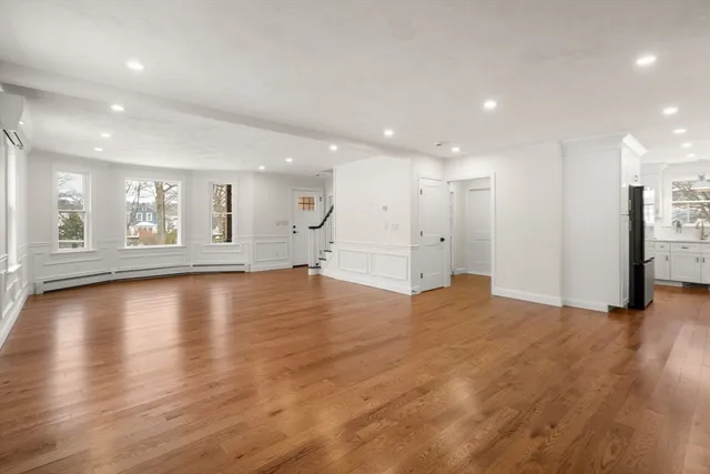 $1,374,000 | 105 South Quinsigamond Avenue, Shrewsbury, MA 01545