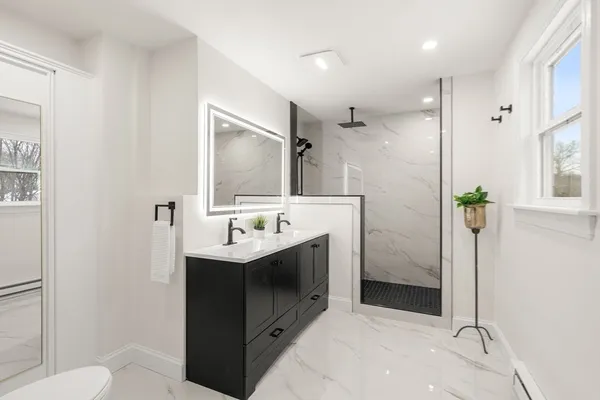 $1,250,000 | 105 South Quinsigamond Avenue, Shrewsbury, MA 01545