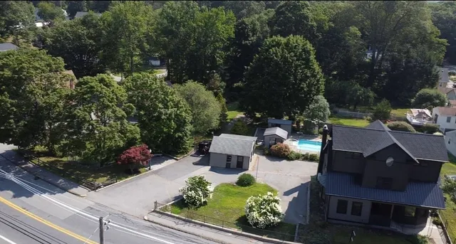 $1,495,000 | 105 South Quinsigamond Avenue, Shrewsbury, MA 01545