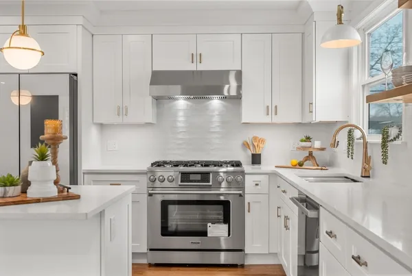 a roof view with sitting space