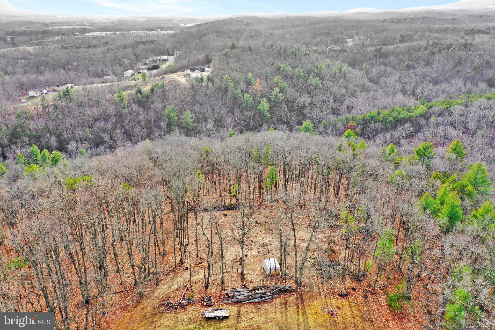 Durbin Road Hedgesville, WV 25427 - Photo 4 of 29 Gallery Image 4