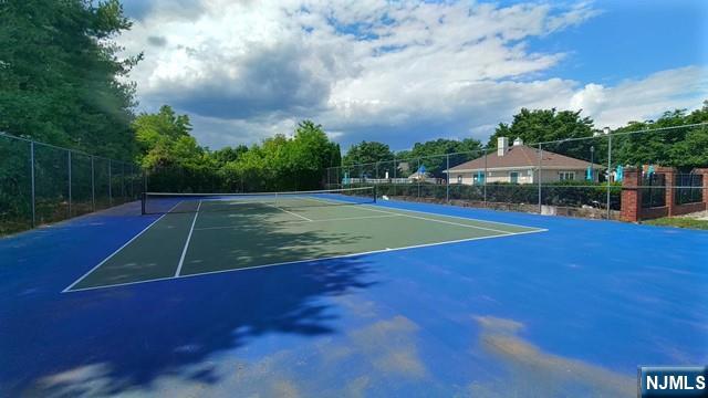 1052 Chedworth Circle Mahwah, NJ 07430 - Photo 16 of 16 a view of a tennis court