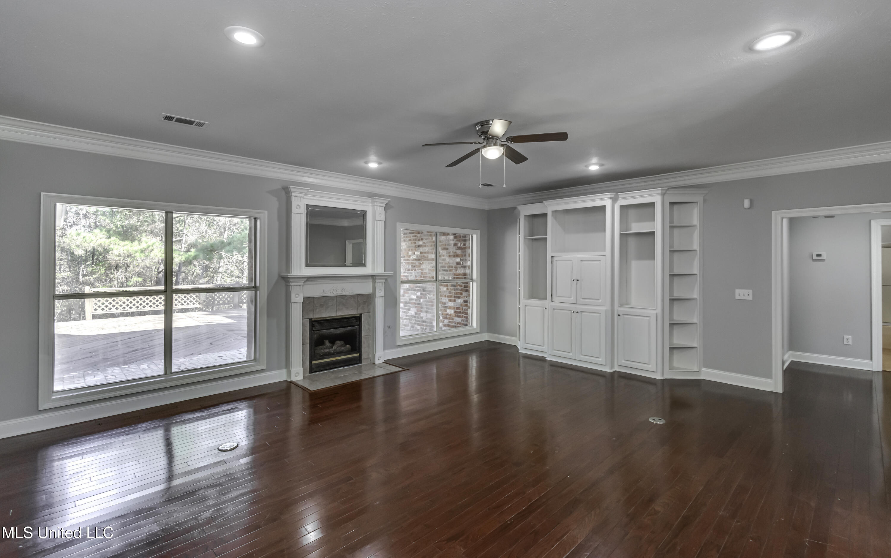 307 Meadowview Lane Brandon, MS 39047 - Photo 13 of 58 307 Meadowview Lane--29