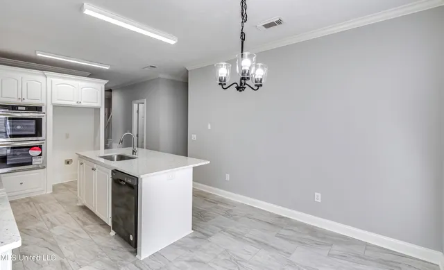 $374,900 | 307 Meadowview Lane, Brandon, MS 39047