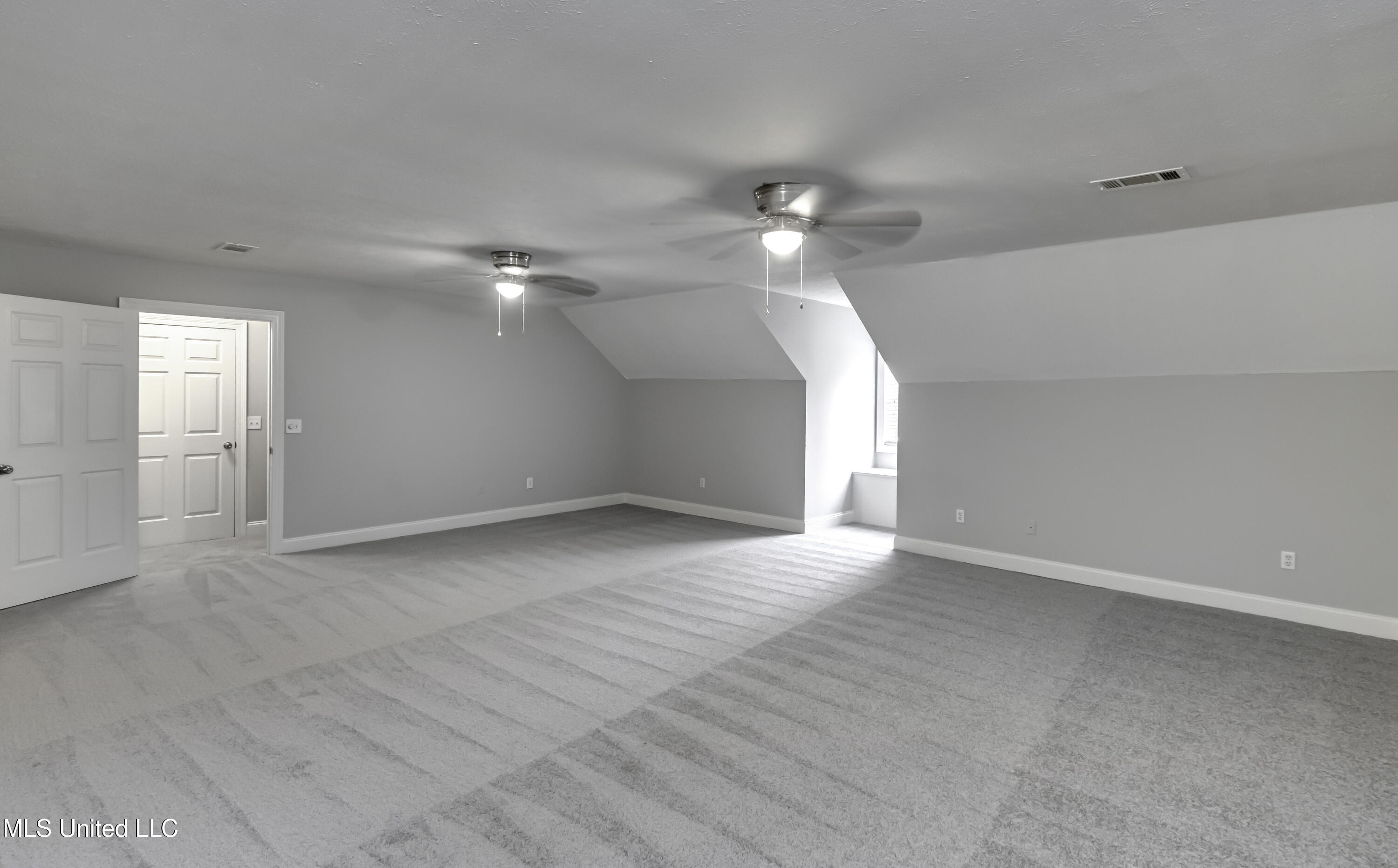 307 Meadowview Lane Brandon, MS 39047 - Photo 34 of 58 307 Meadowview Lane--71