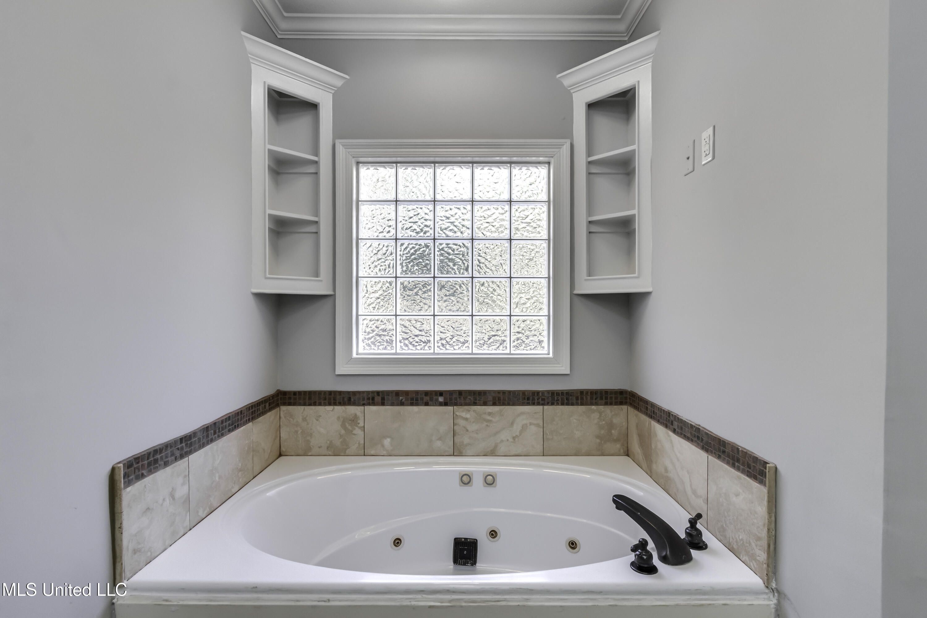 307 Meadowview Lane Brandon, MS 39047 - Photo 42 of 58 307 Meadowview Lane--67