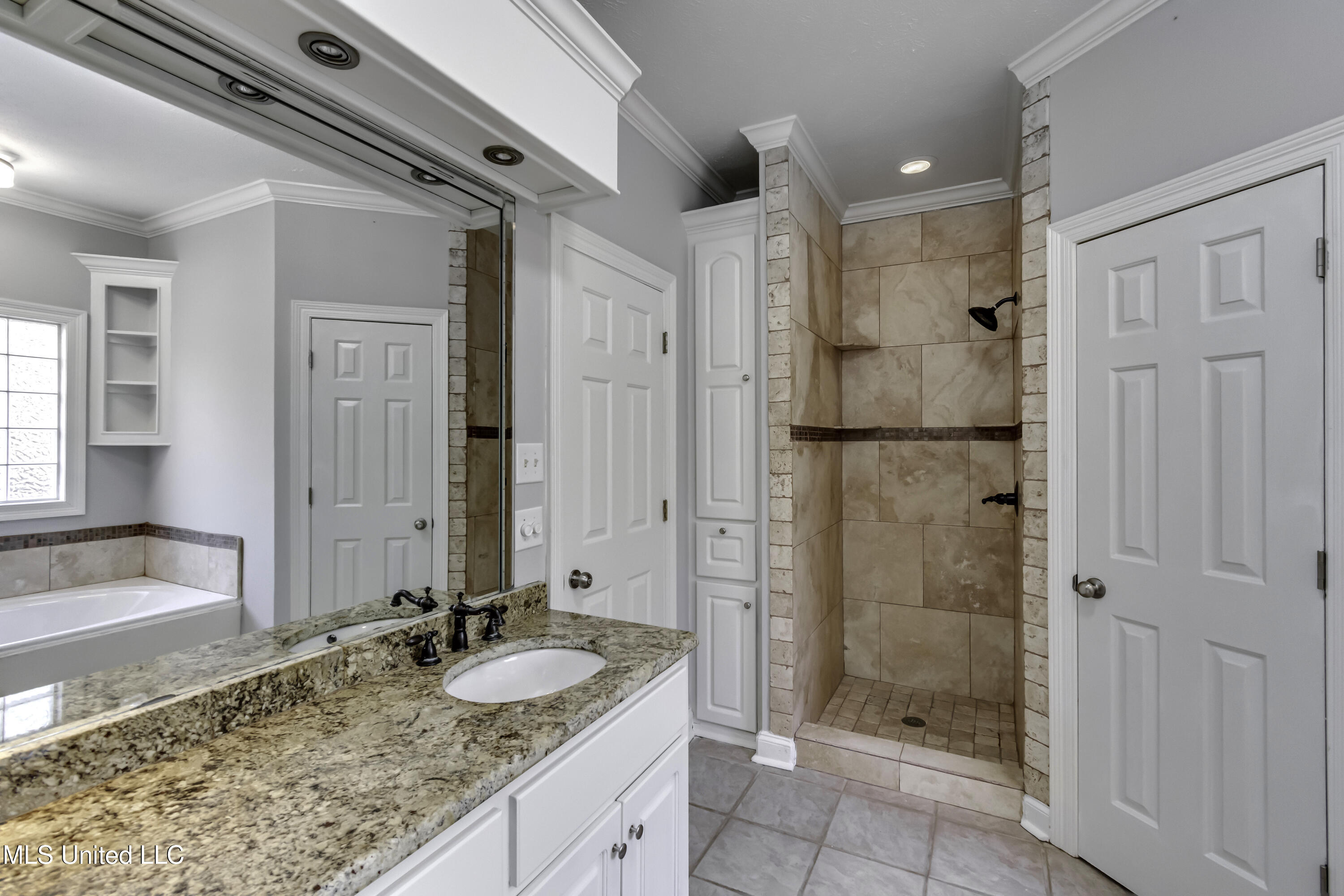 307 Meadowview Lane Brandon, MS 39047 - Photo 43 of 58 307 Meadowview Lane--68