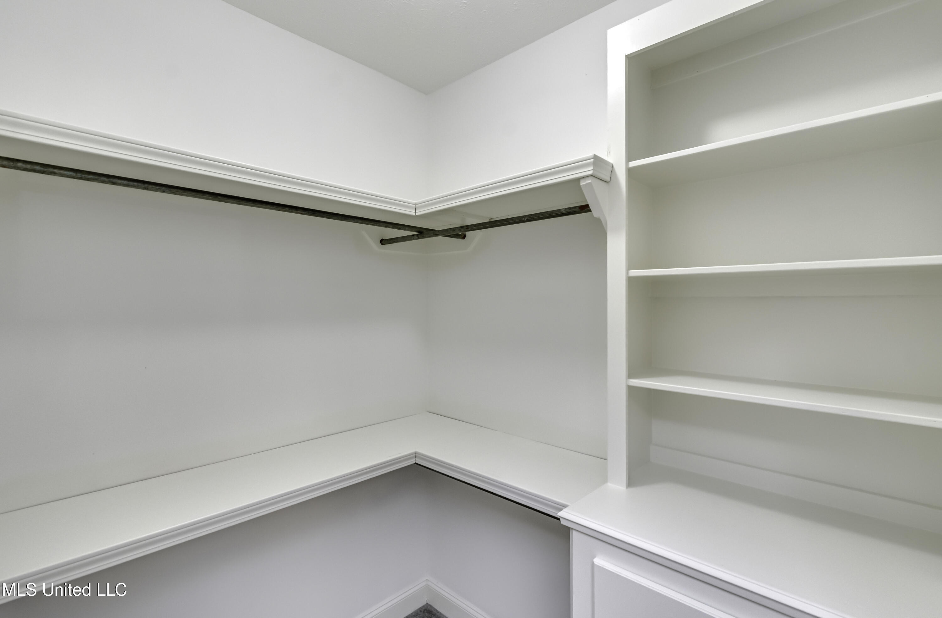 307 Meadowview Lane Brandon, MS 39047 - Photo 44 of 58 307 Meadowview Lane--69