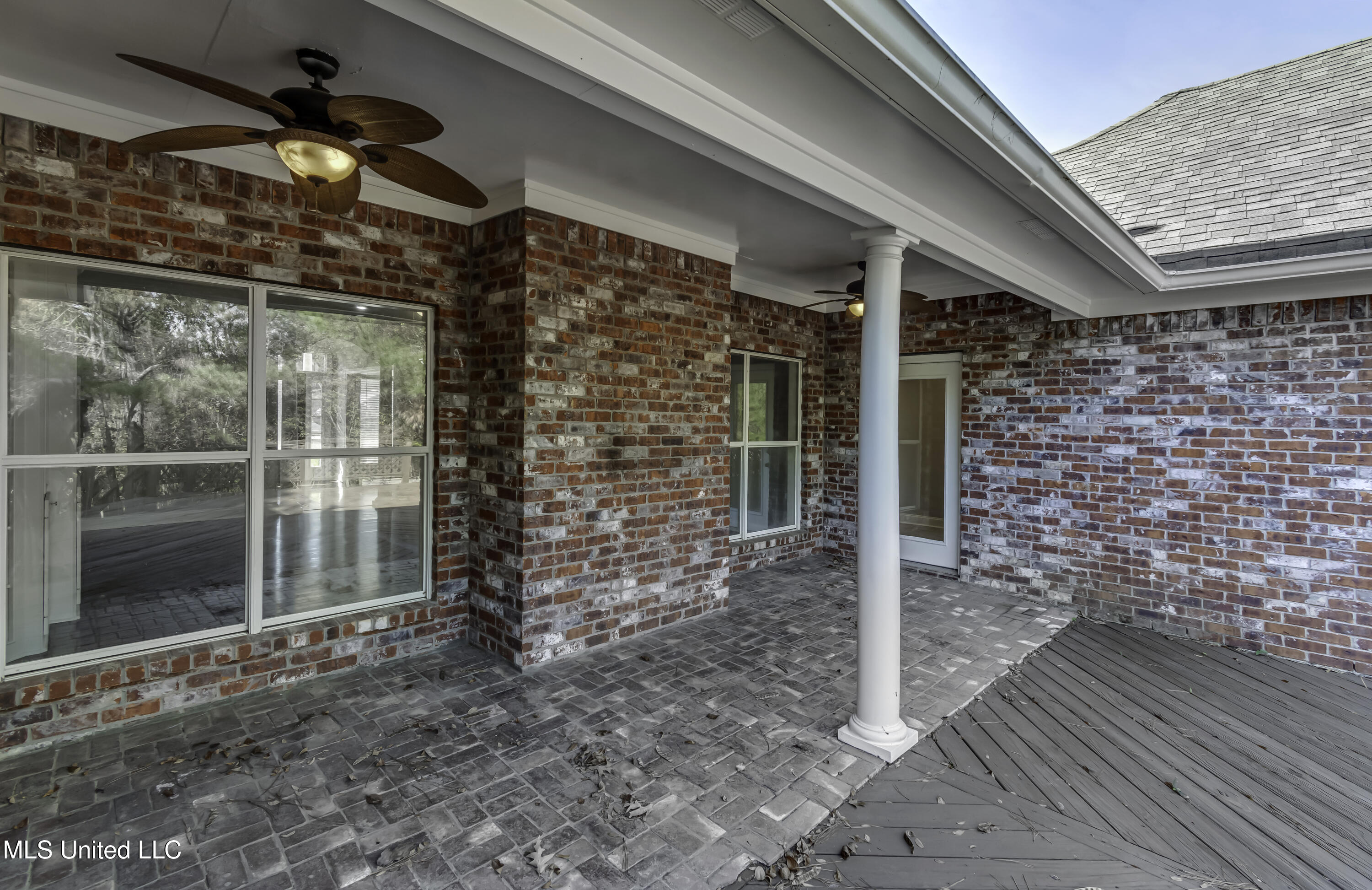 307 Meadowview Lane Brandon, MS 39047 - Photo 6 of 58 307 Meadowview Lane--13