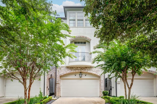 $765,000 | 4734 Aftonshire Drive, Houston, TX 77027