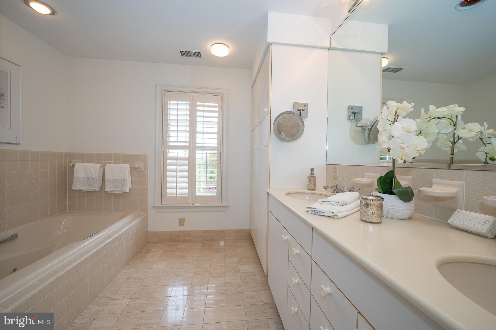 847 Providence Road Malvern, PA 19355 - Photo 37 of 81 Primary Bathroom