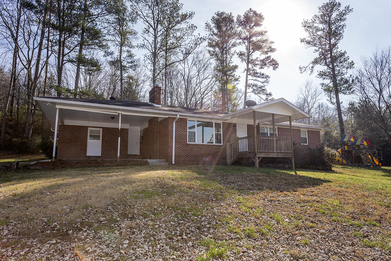 446 Weatherly Switch Road Southwest Cleveland, TN 37323 - Photo 3 of 28 IMG_2043