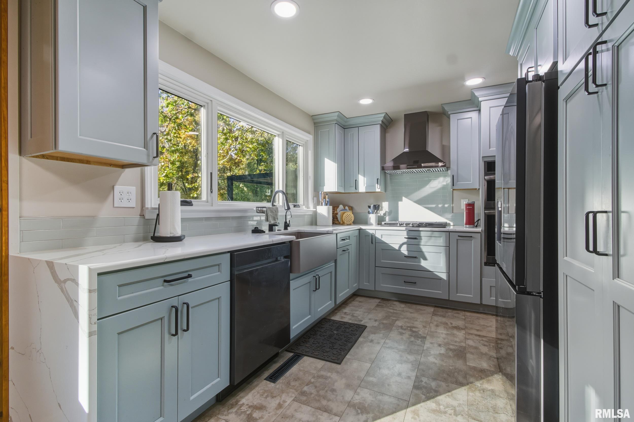 1713 West Adams Road Macomb, IL 61455 - Photo 11 of 44