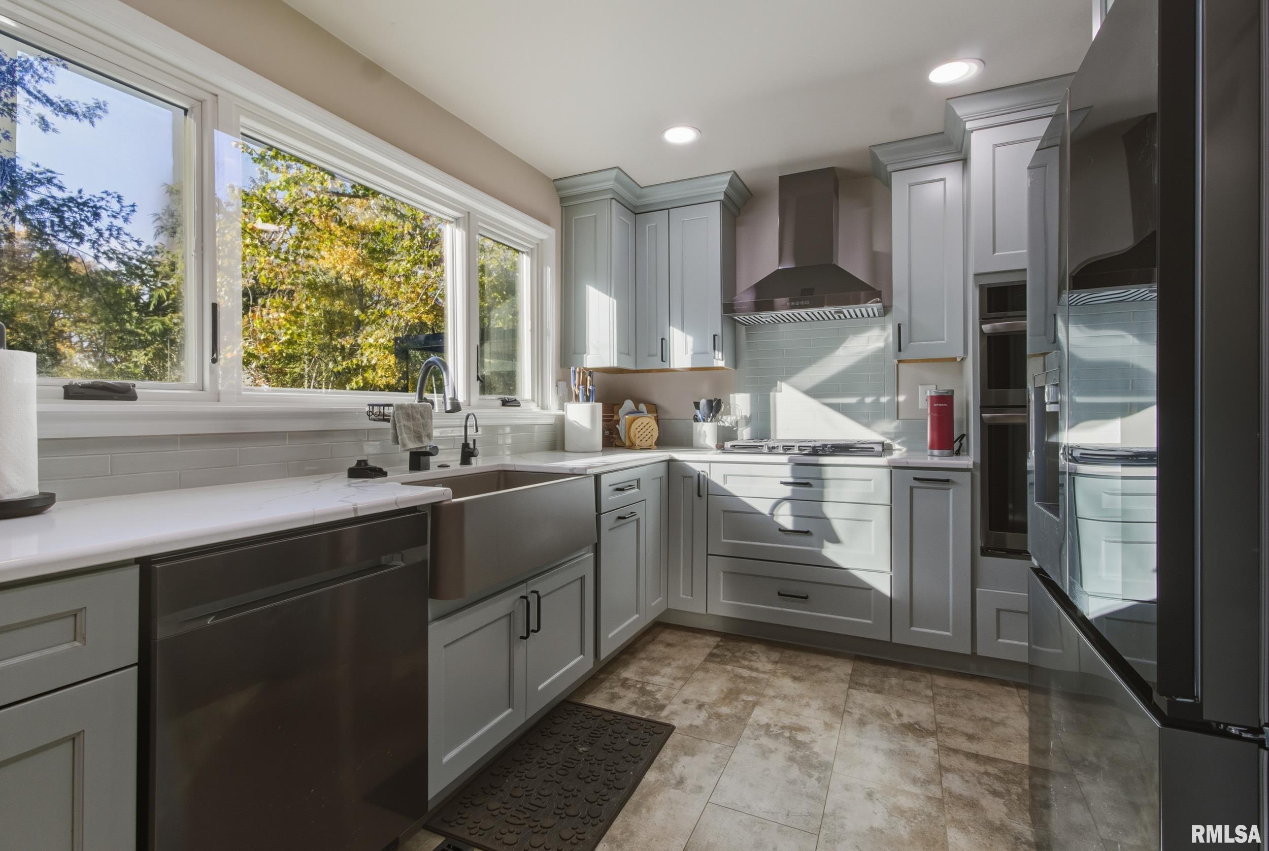 1713 West Adams Road Macomb, IL 61455 - Photo 12 of 44