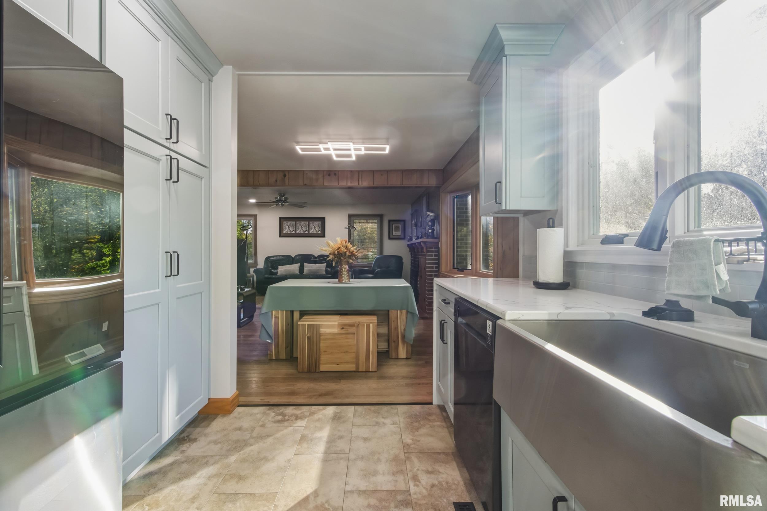 1713 West Adams Road Macomb, IL 61455 - Photo 14 of 44