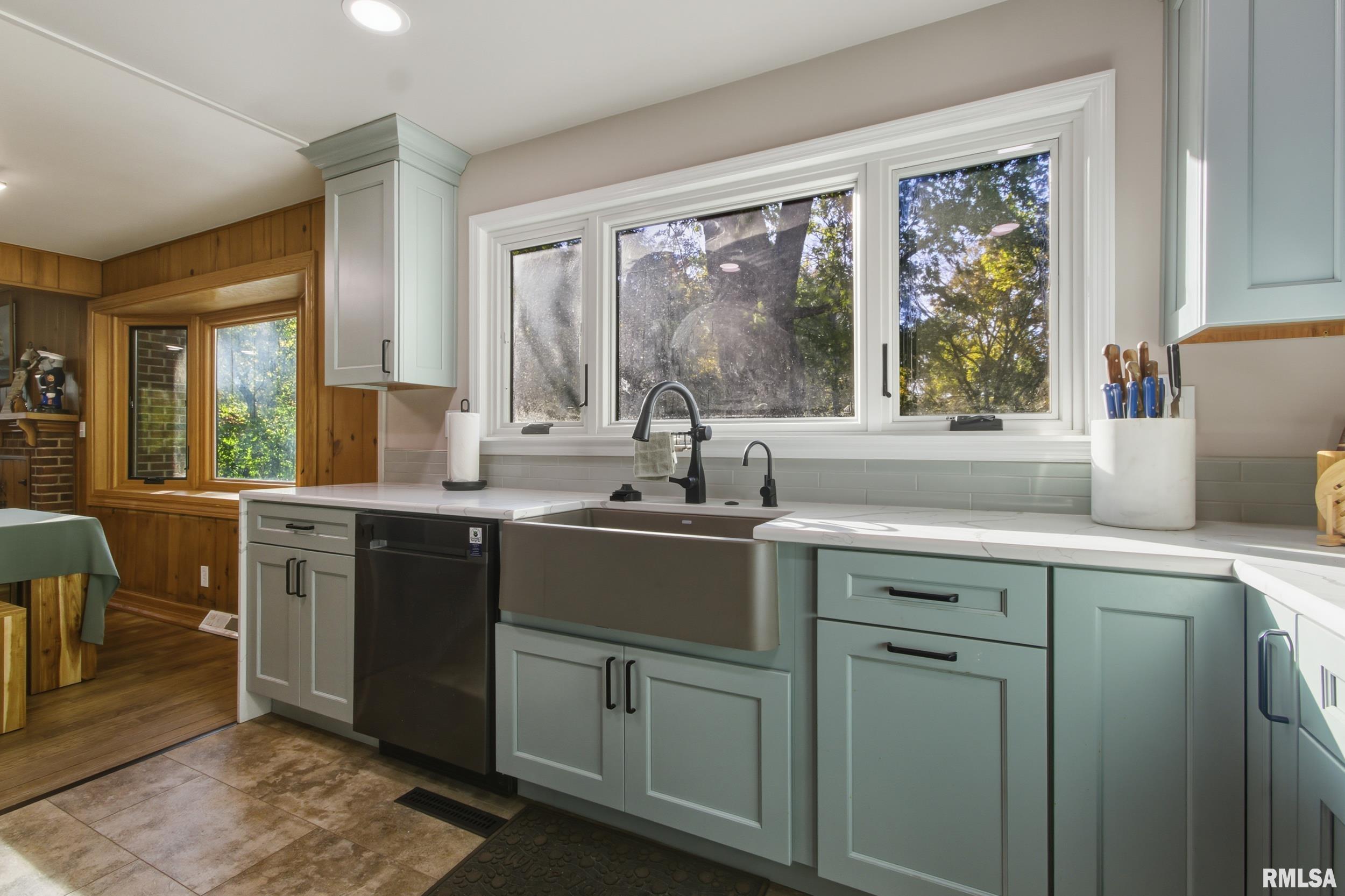 1713 West Adams Road Macomb, IL 61455 - Photo 15 of 44