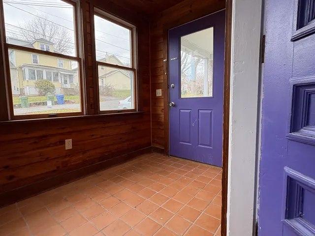 $2,182 | 15 Omo Street, Middletown, CT 06457