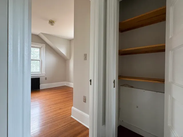 $2,182 | 15 Omo Street, Middletown, CT 06457