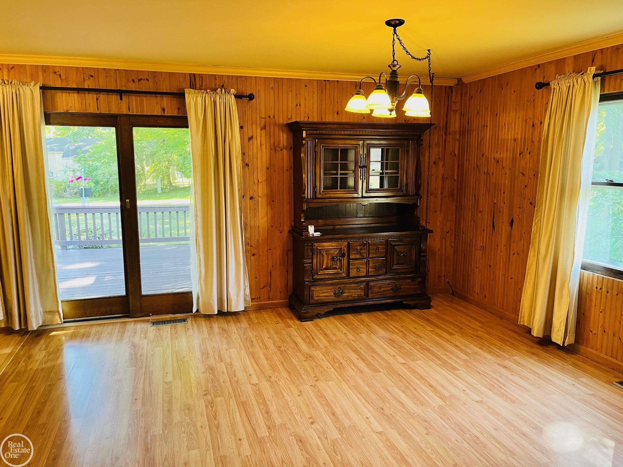 4047 Krafft Road Fort Gratiot, MI 48059 - Photo 11 of 28 50188869-683bba13-7cf8-4ce6-915c-e83b8ea2adf6.JPG
