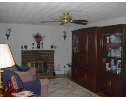 26 Hancock Road Wakefield, MA 01880 - Photo 6 of 6 Gallery Image 6