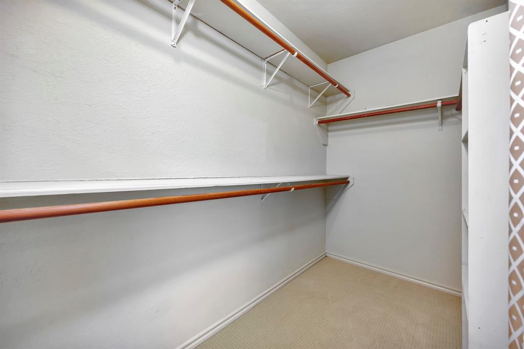 3409 Crescent Court Bedford, TX 76021 - Photo 24 of 40 a view of small space