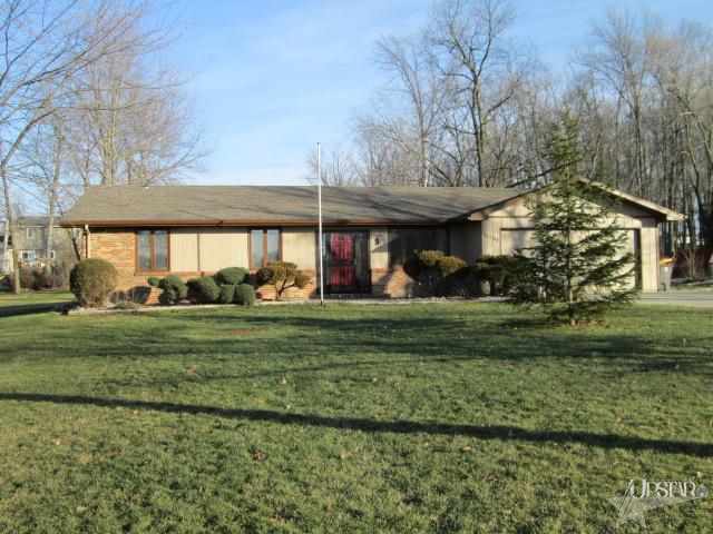 11104 Bethel Road Fort Wayne, IN 46818 - Photo 1 of 14