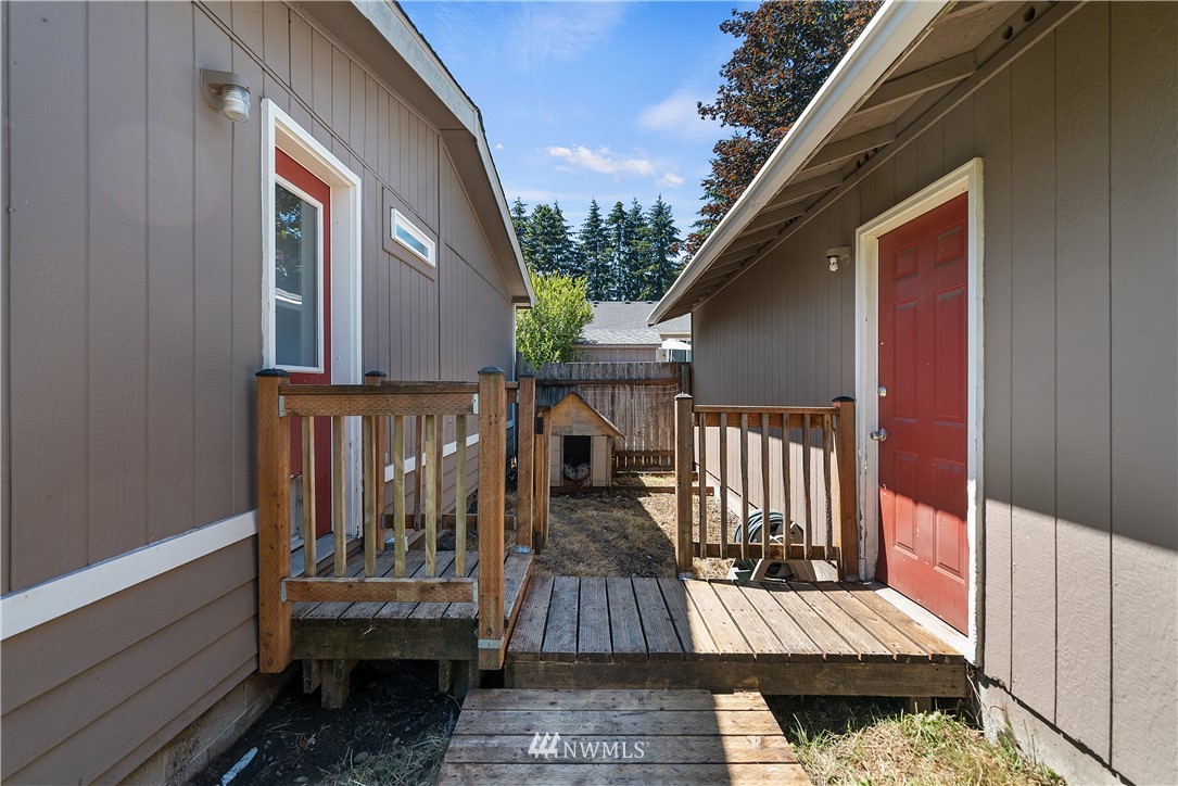 9711 178th Way Southwest Rochester, WA 98579 - Photo 22 of 29 a view of balcony with furniture