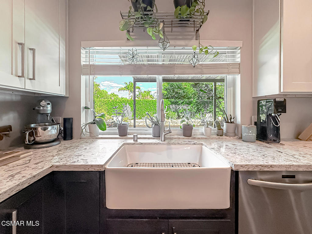 3122 Springfield Street Simi Valley, CA 93063 - Photo 18 of 72 Gallery Image 18