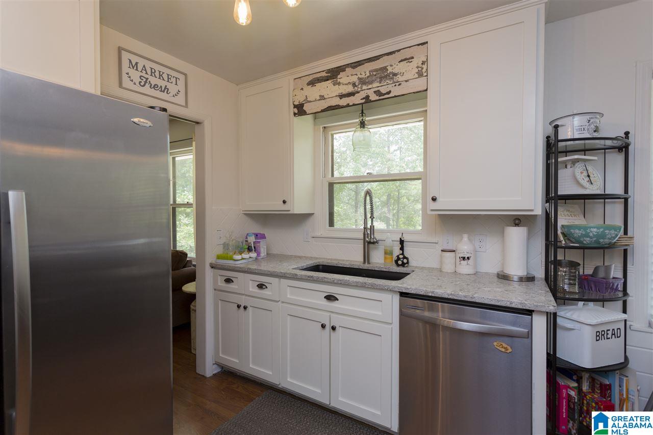 637 South Sanders Road Hoover, AL 35226 - Photo 19 of 47