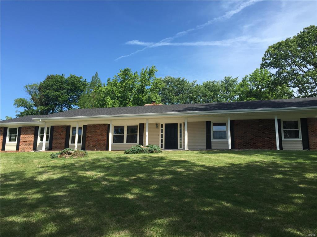 12225 Robyn Road St. Louis, MO 63127 - Photo 1 of 19 Gallery Image 1