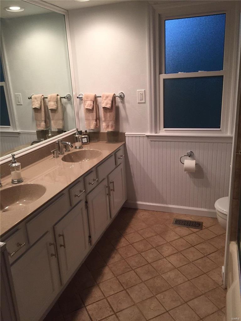 12225 Robyn Road St. Louis, MO 63127 - Photo 13 of 19 Gallery Image 13