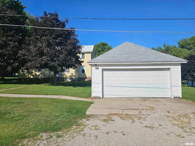 $183,500 | 127 North Vail Street, Geneseo, IL 61254