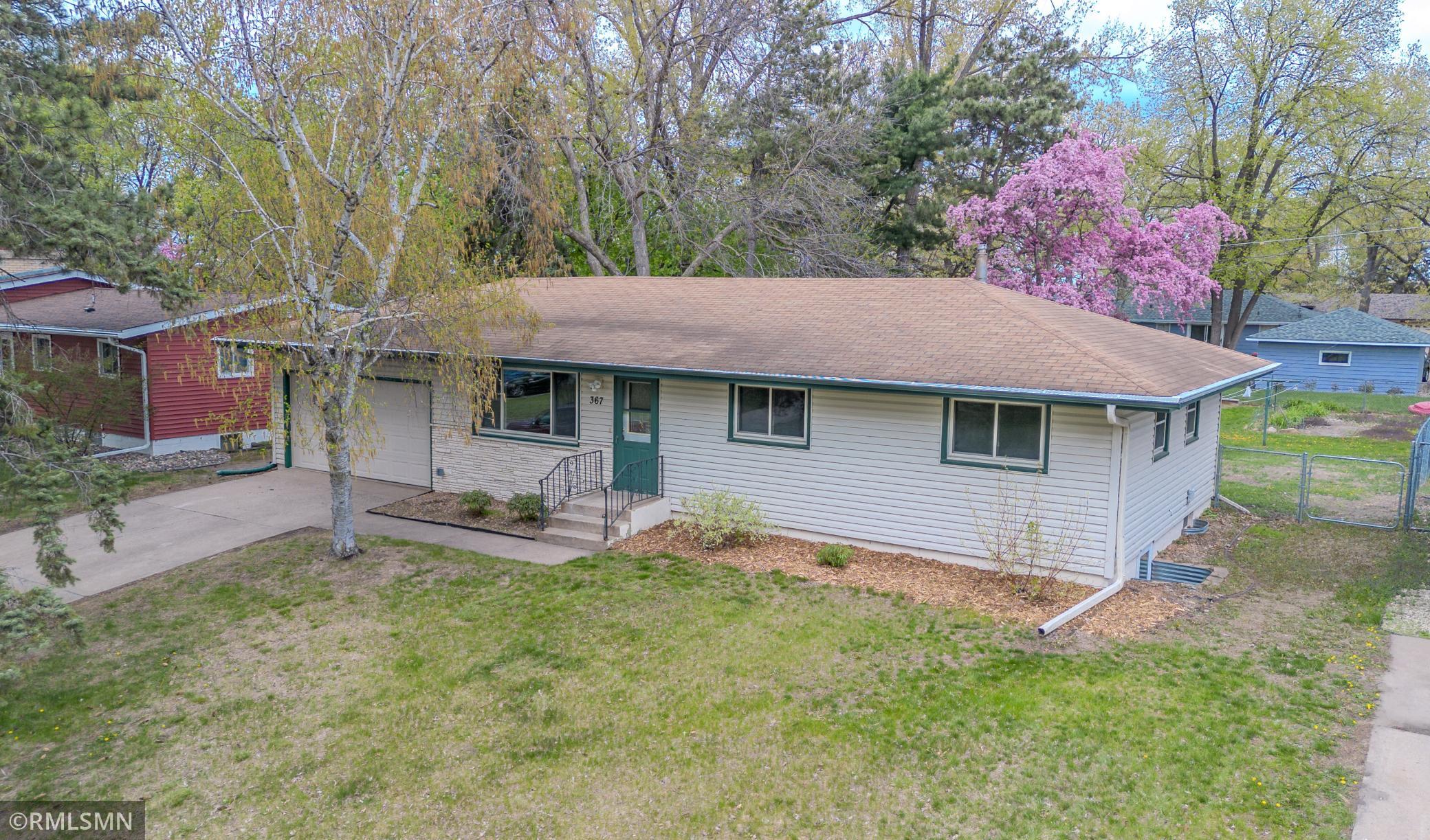 367 Manor Drive Northeast Spring Lake Park, MN 55432 - Photo 2 of 45