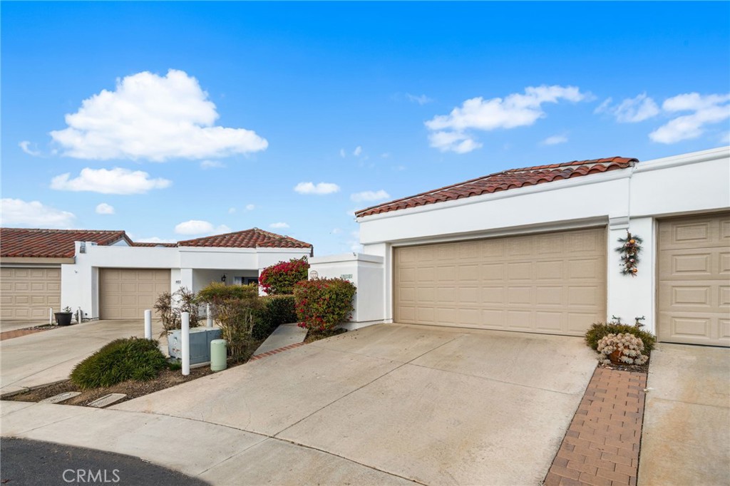 4655 Barcelona Way Oceanside, CA 92056 - Photo 1 of 35