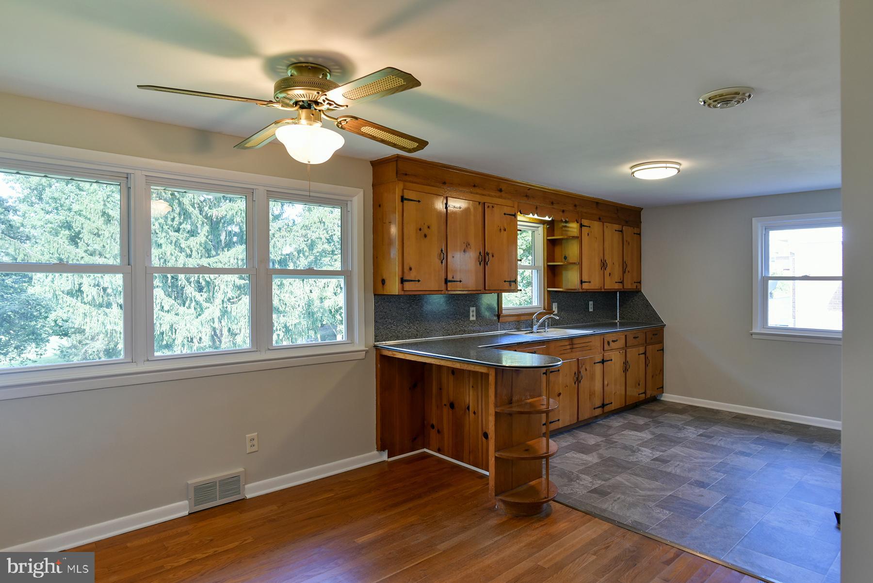 11828 Patrick Road Hagerstown, MD 21742 - Photo 14 of 29 Kitchen