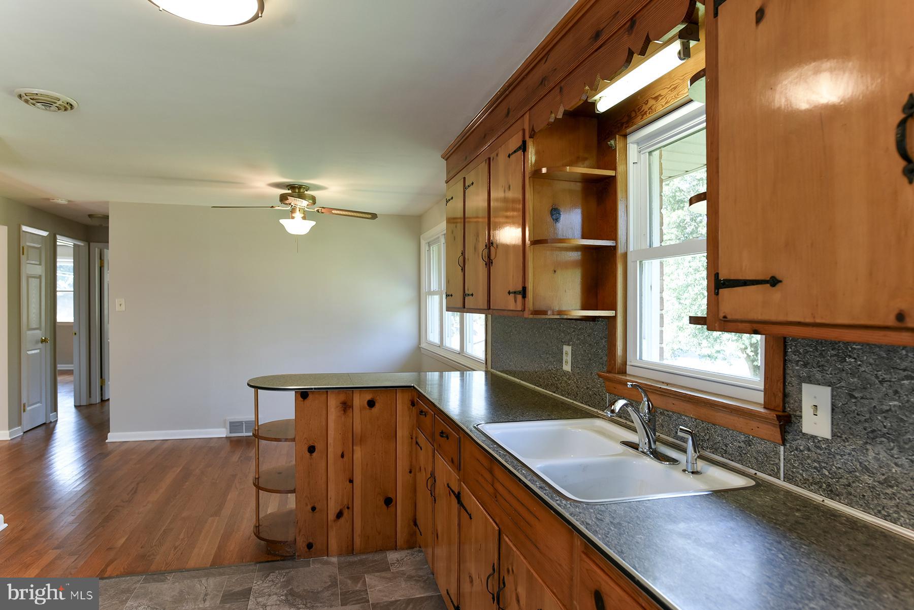 11828 Patrick Road Hagerstown, MD 21742 - Photo 15 of 29 Kitchen