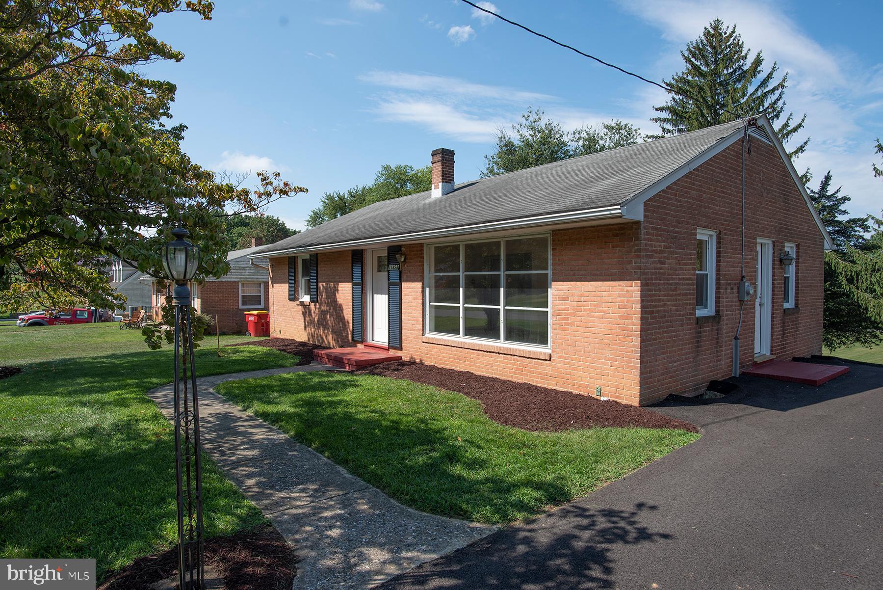 11828 Patrick Road Hagerstown, MD 21742 - Photo 3 of 29 Gallery Image 3